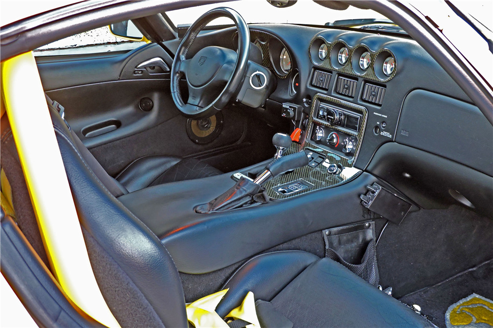 2001 DODGE VIPER GTS  - Interior - 188922