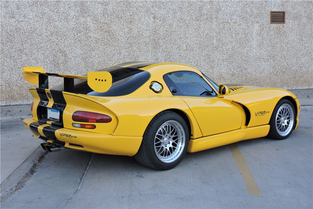 2001 DODGE VIPER GTS  - Rear 3/4 - 188922