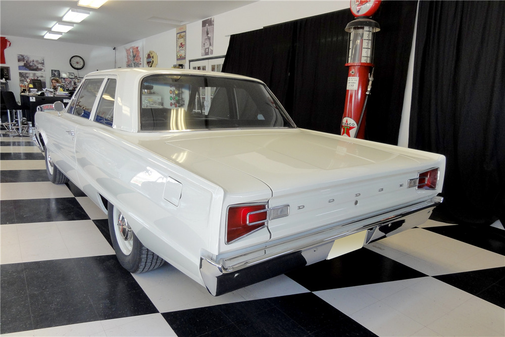 1966 DODGE CORONET - Rear 3/4 - 188939