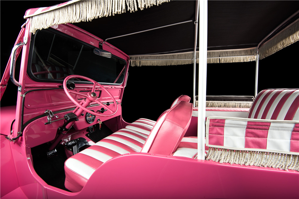 1960 WILLYS JEEP SURREY GALA CONVERTIBLE - Interior - 188969