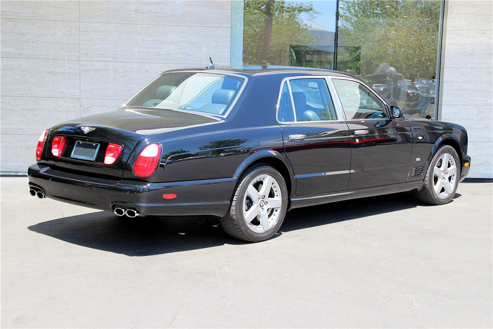 2005 BENTLEY ARNAGE T MULLINER SEDAN - Rear 3/4 - 189146