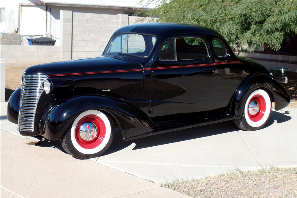 1938 CHEVROLET MASTER CUSTOM COUPE - Front 3/4 - 189169