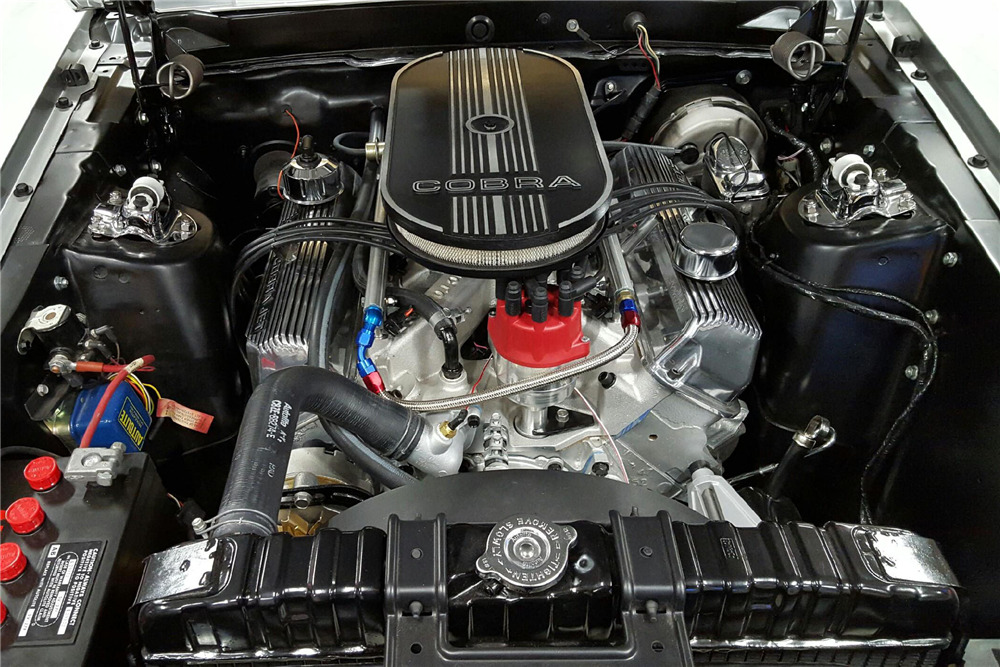 Мустанг моторы. Ford Mustang 1969 engine. 428 Cobra Jet v8 двигатель. Двигатель Форд Мустанг. Ford Mustang 1 мотор.