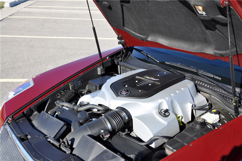 2006 CADILLAC XLR-V ROADSTER - Engine - 189198