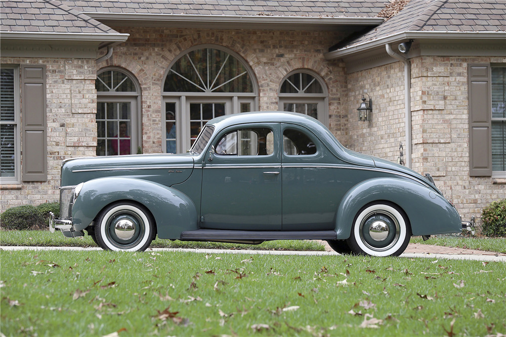 1940 FORD DELUXE CUSTOM COUPE - Side Profile - 189393