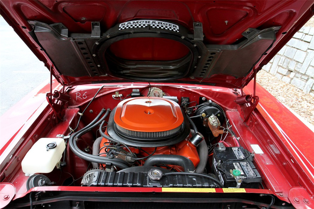 1969 DODGE CORONET R/T CONVERTIBLE - Engine - 189533
