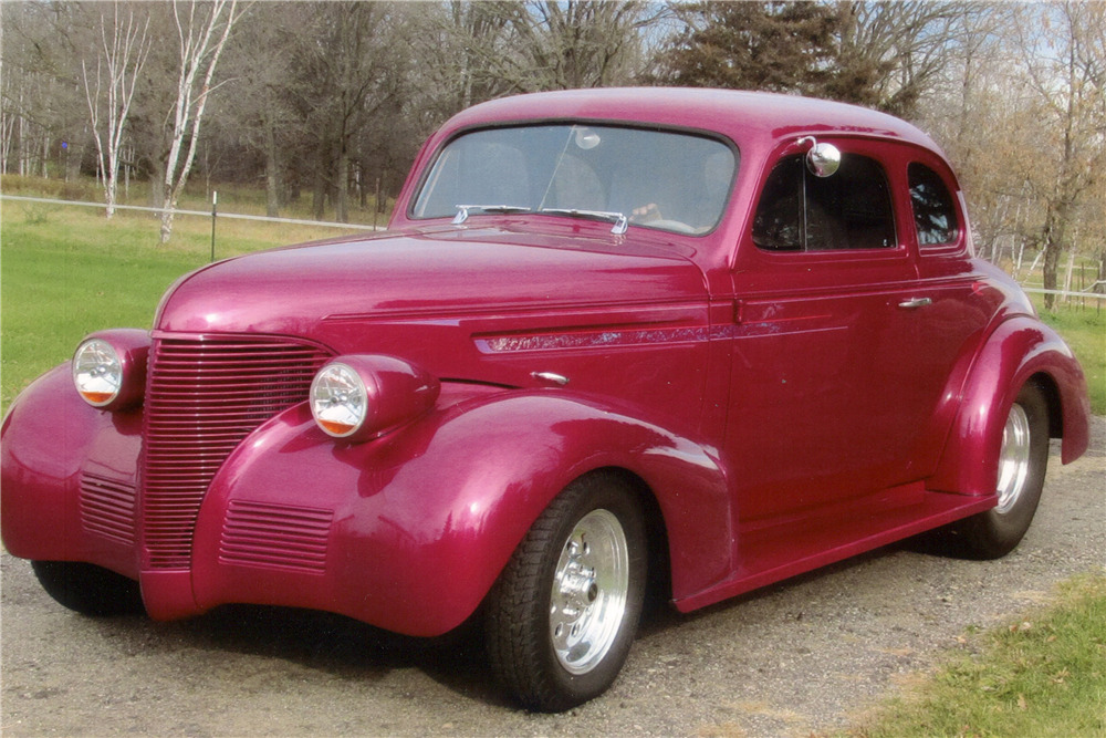1939 CHEVROLET CUSTOM COUPE - Front 3/4 - 189622
