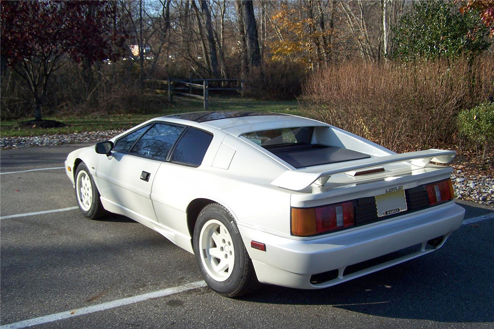 1988 LOTUS ESPRIT - Rear 3/4 - 189643