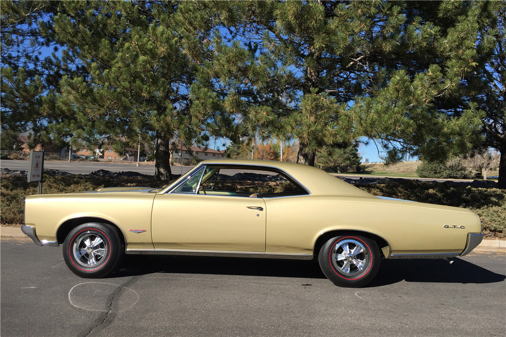 1966 PONTIAC GTO  - Side Profile - 189682