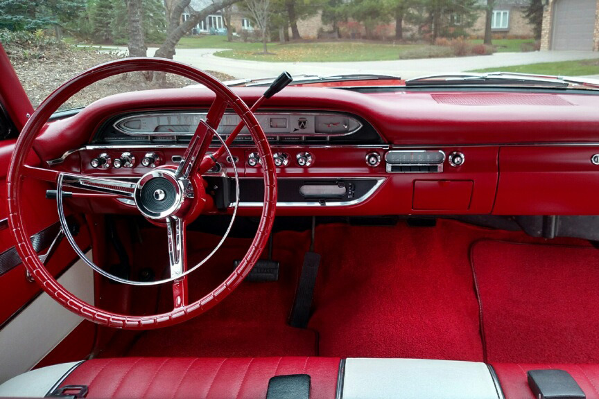 1961 FORD GALAXIE SUNLINER CONVERTIBLE - Interior - 189686