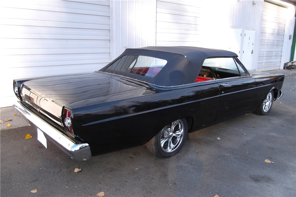 1965 FORD GALAXIE 500 CUSTOM CONVERTIBLE - Rear 3/4 - 189704