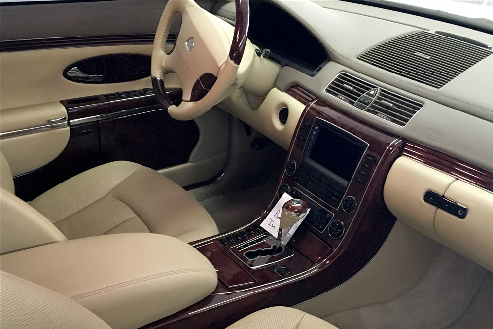 2004 MAYBACH 57 4-DOOR SEDAN - Interior - 189797