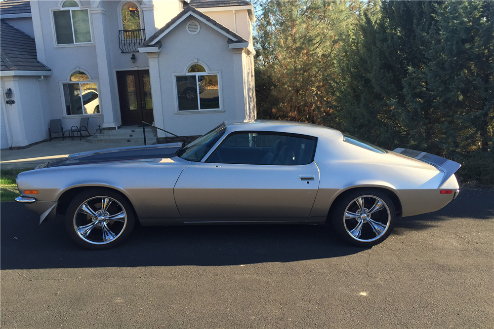 1972 CHEVROLET CAMARO SS CUSTOM COUPE - Side Profile - 189823