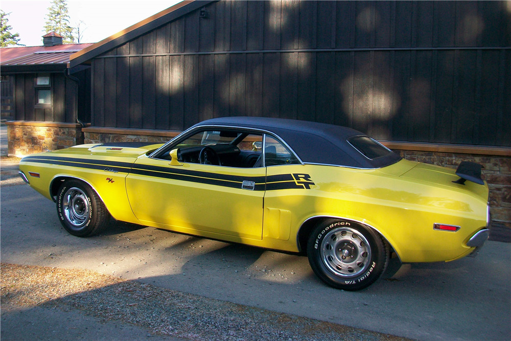 1971 DODGE CHALLENGER R/T - Side Profile - 189879