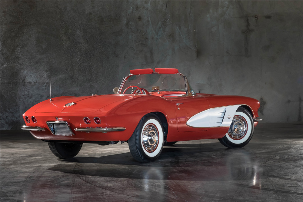 1961 CHEVROLET CORVETTE CONVERTIBLE - Rear 3/4 - 189899