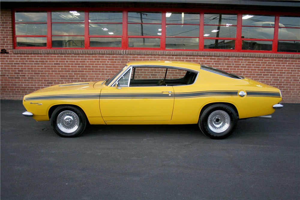1967 PLYMOUTH BARRACUDA FASTBACK - Side Profile - 189993