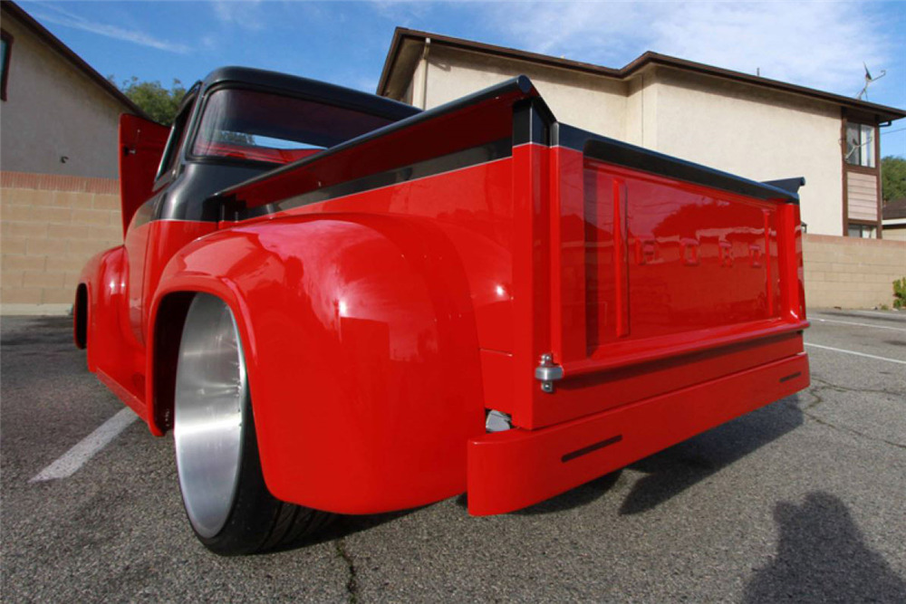 1956 FORD F-100 CUSTOM PICKUP - Rear 3/4 - 190030