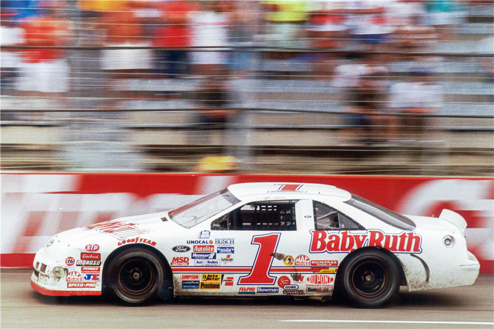 NASCAR Jeff Gordon car