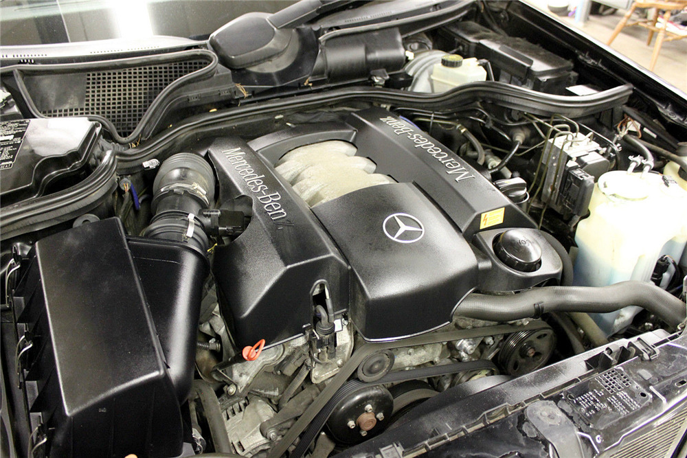 1997 MERCEDES-BENZ E320 4-DOOR SEDAN - Engine - 190075