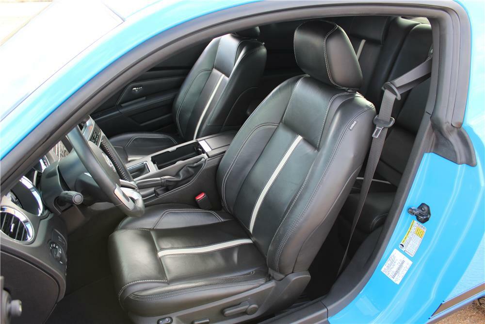 2010 FORD MUSTANG GT CUSTOM COUPE - Interior - 190141