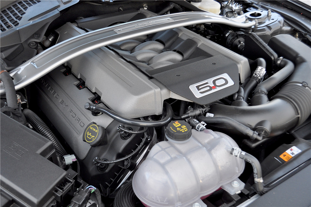 2016 FORD MUSTANG GT CUSTOM COUPE - Engine - 190381