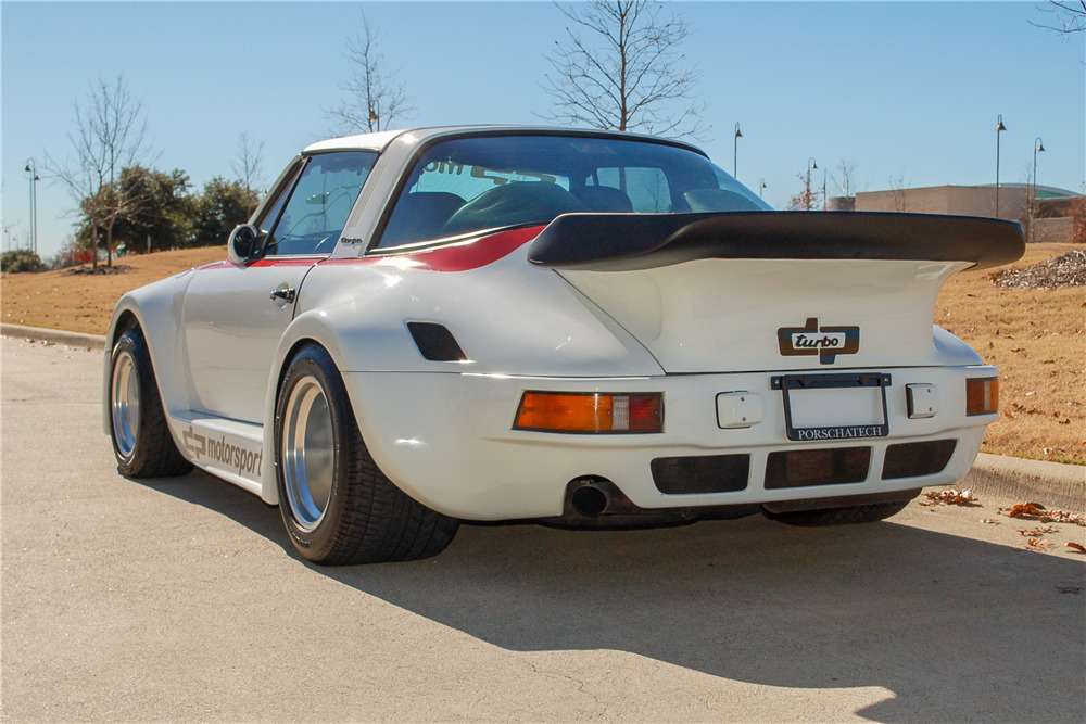 1984 PORSCHE 935 - Rear 3/4 - 190432