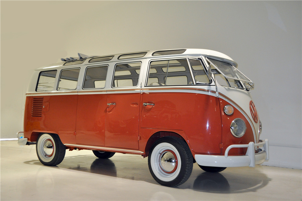 1966 VOLKSWAGEN 21-WINDOW SAMBA BUS - Front 3/4 - 190501