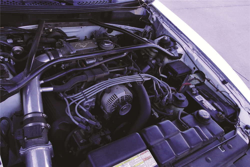 1996 FORD MUSTANG GT - Engine - 191215
