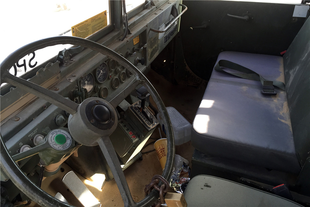1990 BMY HASCO M923A2 TACTICAL CARGO TRUCK - Interior - 191287