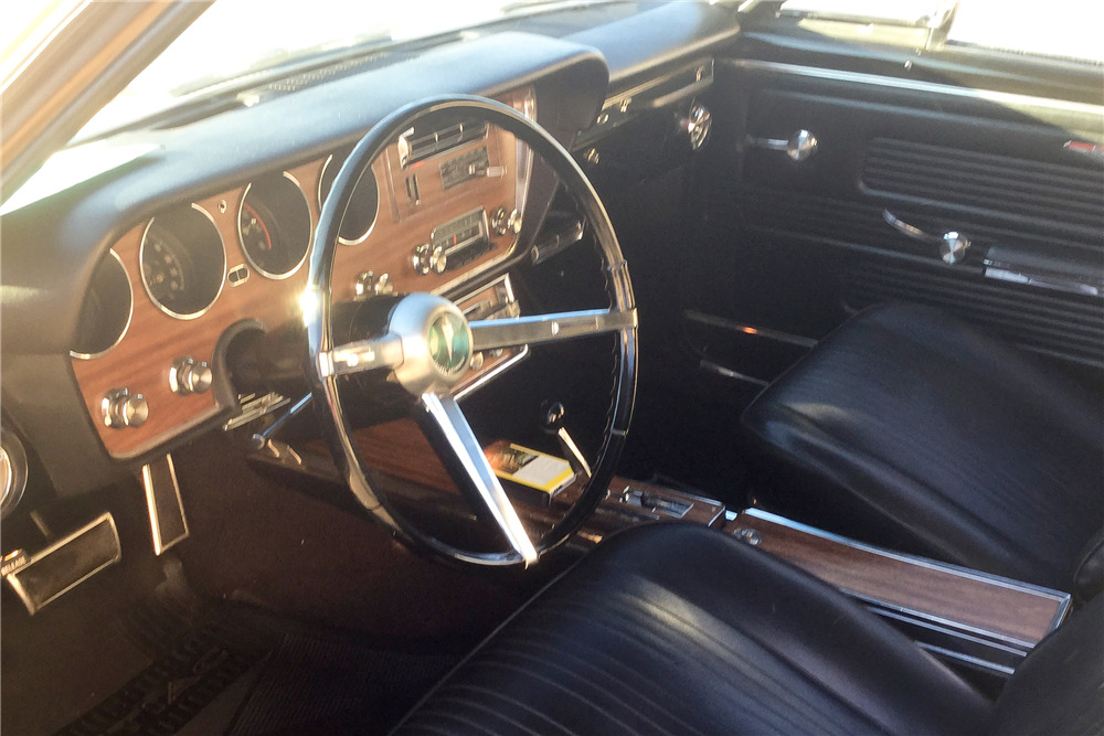 1967 PONTIAC GTO  - Interior - 191496