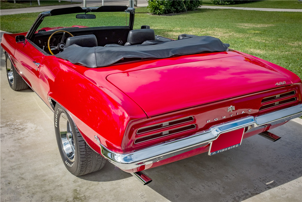 1969 PONTIAC FIREBIRD CONVERTIBLE - Rear 3/4 - 192531