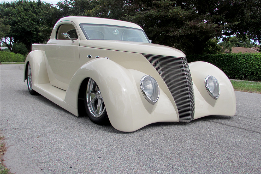 1937 FORD ROADSTER STREET ROD - Front 3/4 - 193928