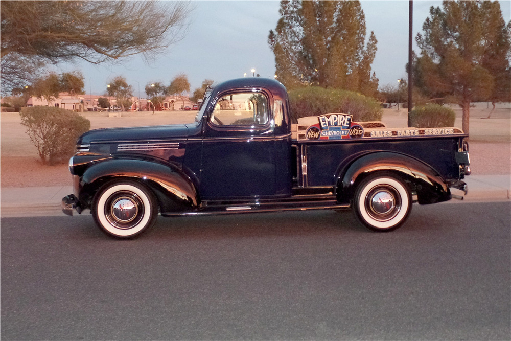 1941 CHEVROLET PICKUP - Side Profile - 193971