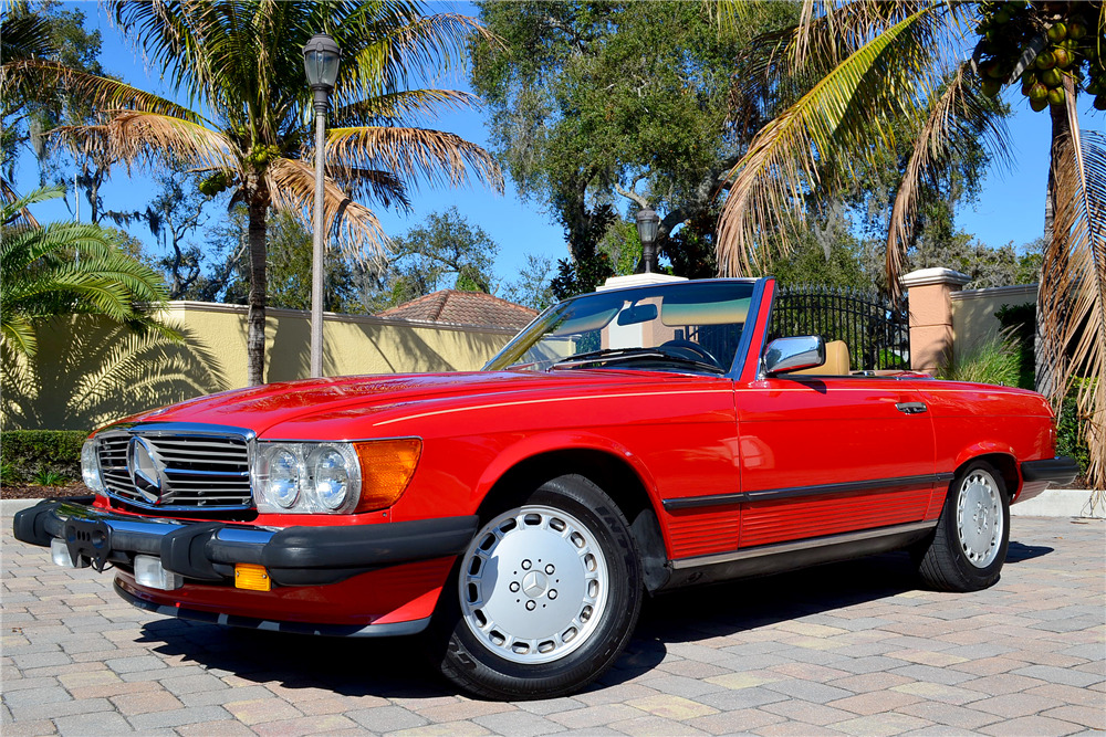 1989 MERCEDES-BENZ 560SL ROADSTER - Front 3/4 - 194048