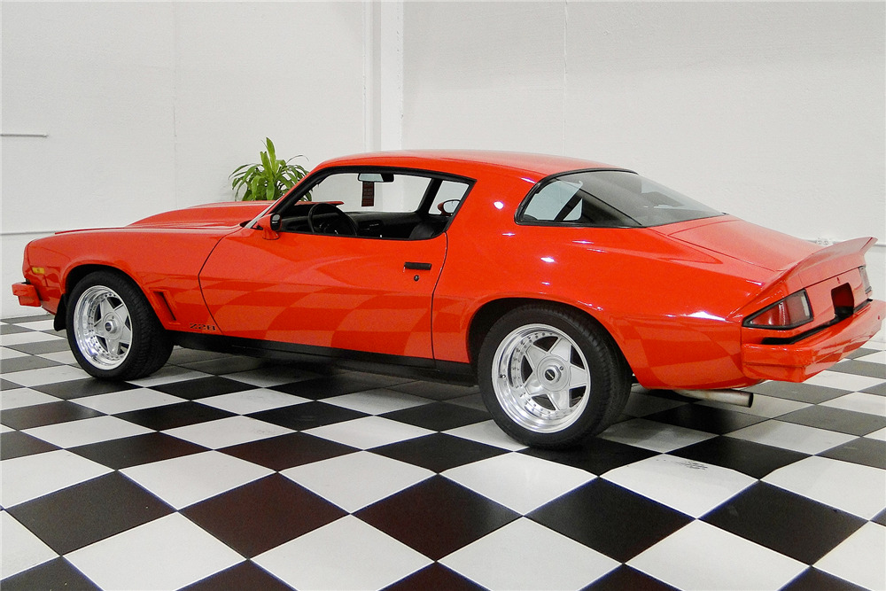 1977 CHEVROLET CAMARO Z/28  - Rear 3/4 - 194189