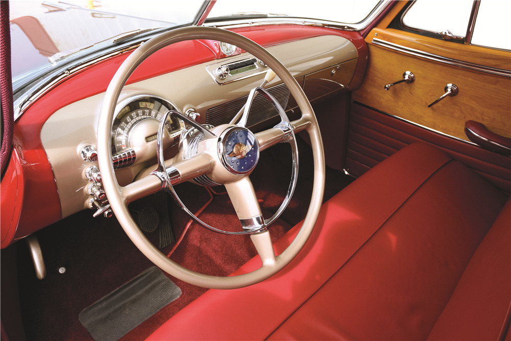 1949 OLDSMOBILE 88 WOODY WAGON - Interior - 194207