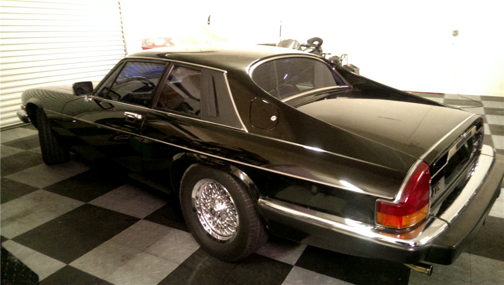 1991 JAGUAR XJS - Rear 3/4 - 194248