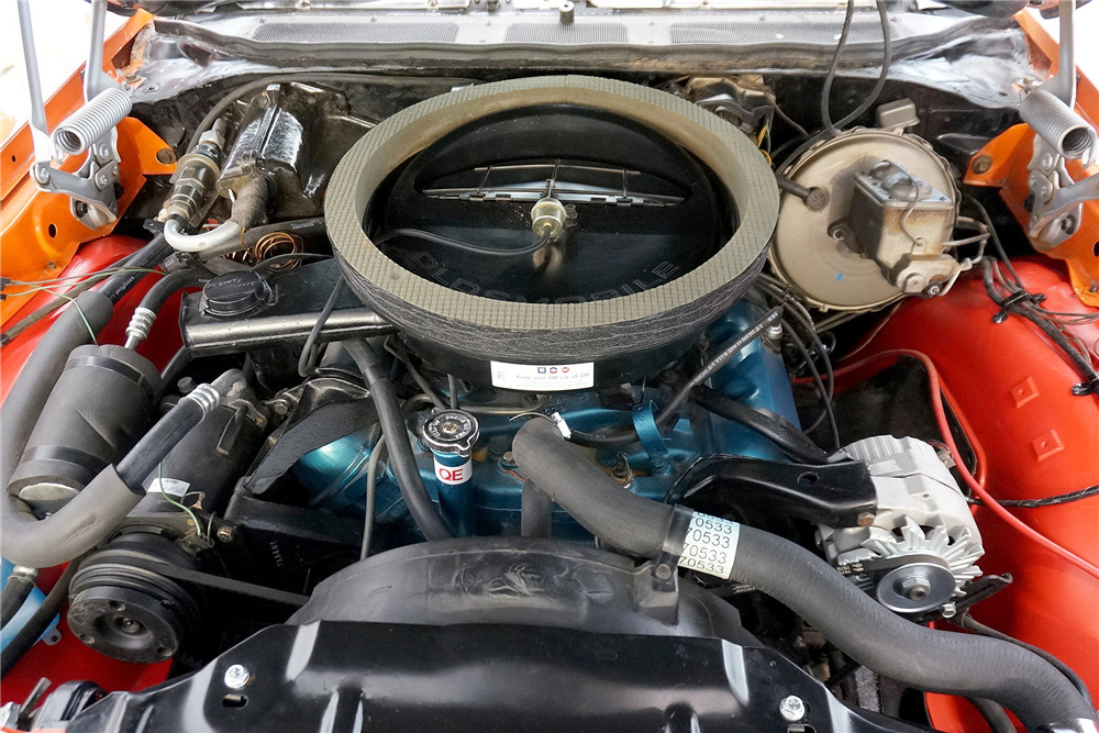 1970 OLDSMOBILE 442 CONVERTIBLE - Engine - 194336