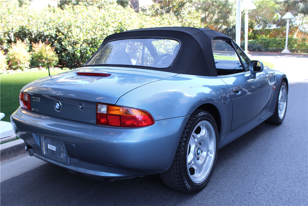1996 BMW Z3 CONVERTIBLE - Rear 3/4 - 194424
