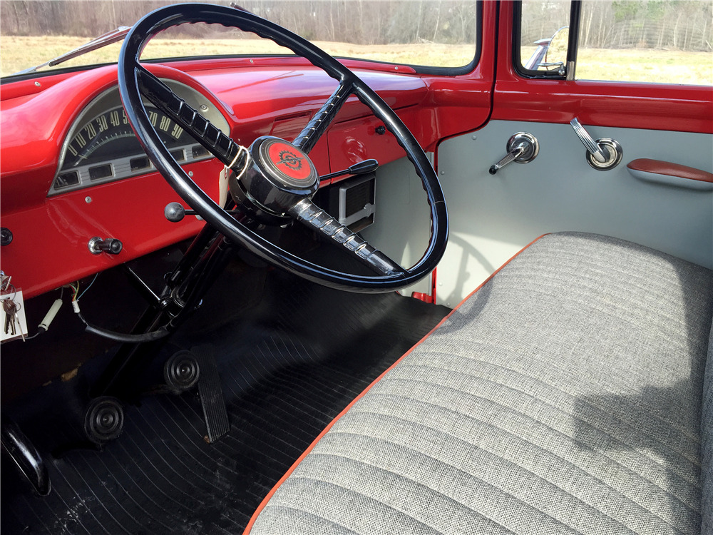 1956 FORD F-100 PICKUP - Interior - 194434