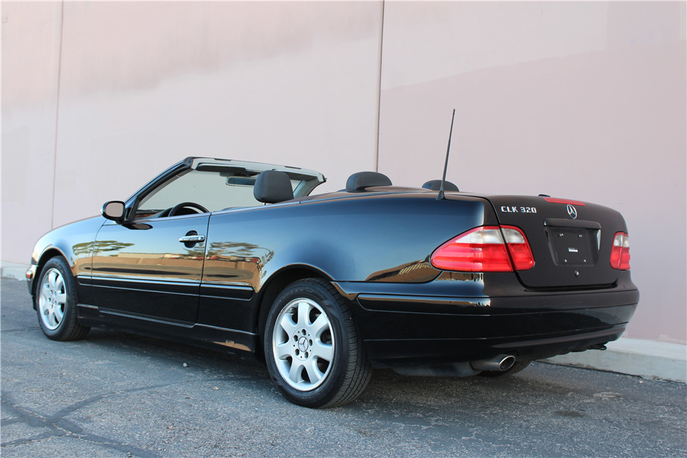 2003 MERCEDES-BENZ CLK 320 CONVERTIBLE - Rear 3/4 - 194457