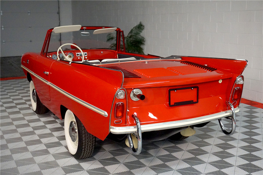 1963 AMPHICAR 770  - Rear 3/4 - 194712