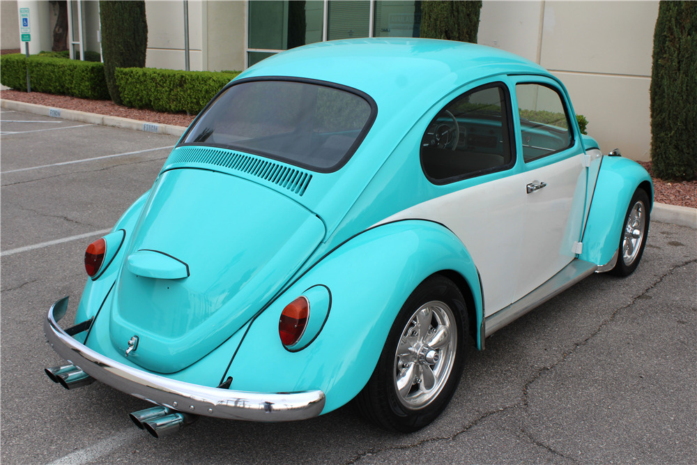 1967 VOLKSWAGEN BEETLE - Rear 3/4 - 194902
