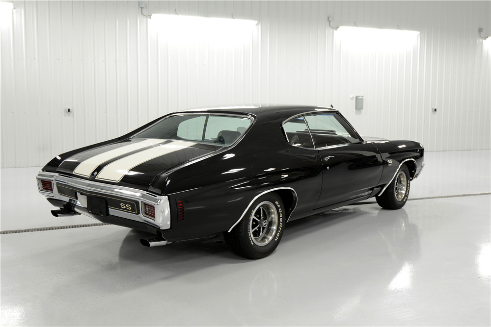 1970 CHEVROLET CHEVELLE SS - Rear 3/4 - 195223