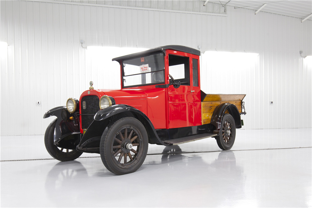 1927 DODGE BROTHERS WOODY PICKUP - Front 3/4 - 195227