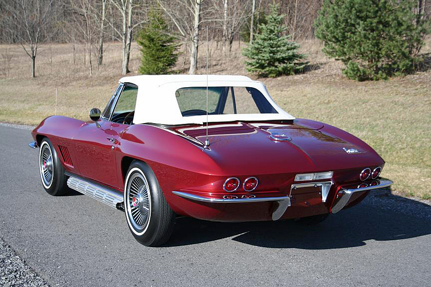 1967 CHEVROLET CORVETTE 427/435 CONVERTIBLE - Rear 3/4 - 195588