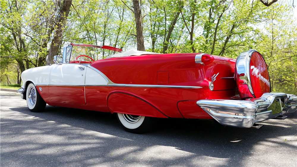 1956 OLDSMOBILE SUPER 88 CONVERTIBLE - Side Profile - 195769