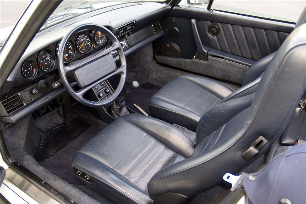 1989 PORSCHE 911 TURBO SLANT NOSE CABRIOLET - Interior - 195805
