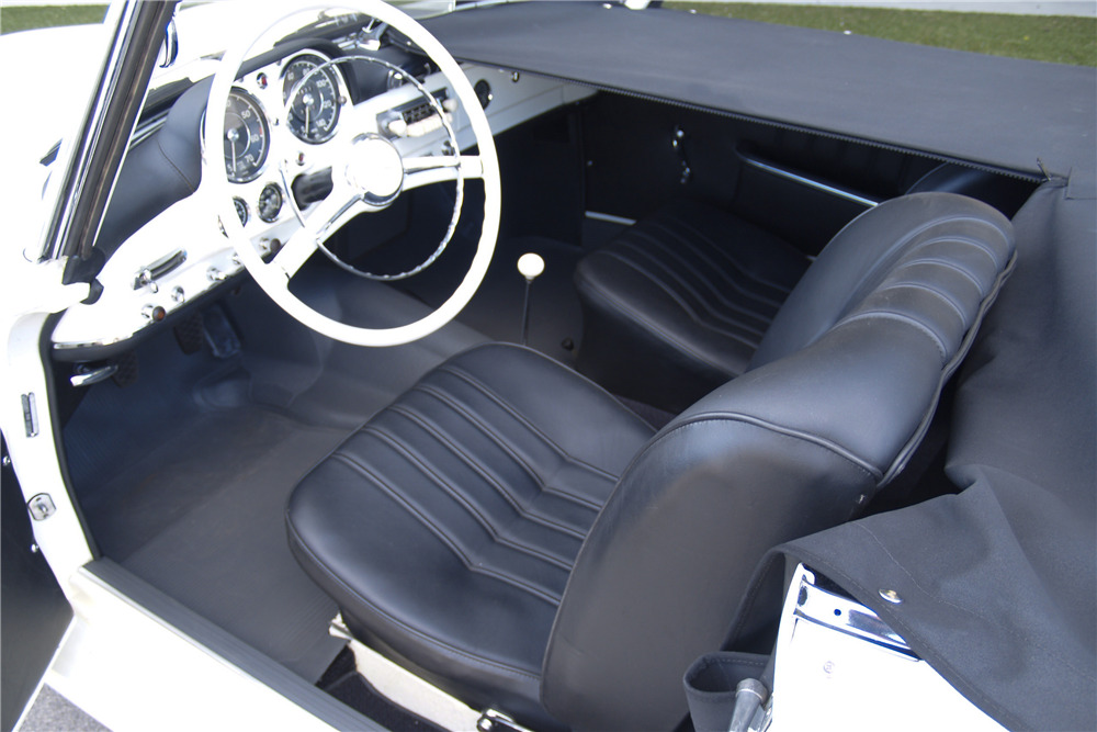 1958 MERCEDES-BENZ 190SL ROADSTER - Interior - 195806
