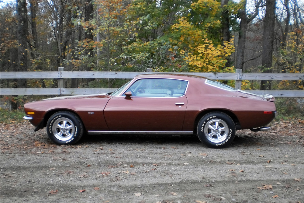 1970 CHEVROLET CAMARO Z/28 RS - Side Profile - 195961